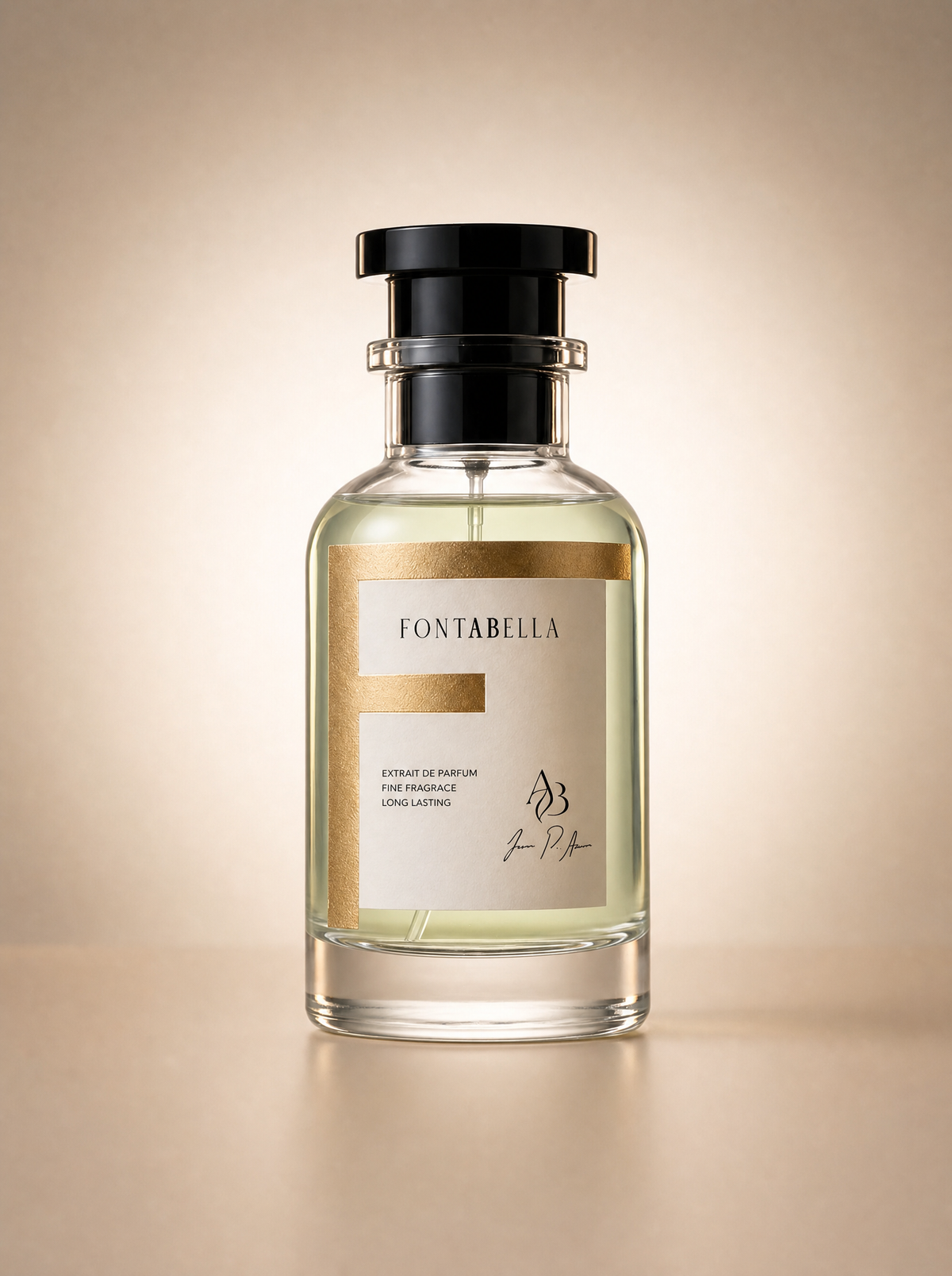 Perfume Yadora de Fontabella, extrait de parfum en frasco de vidrio con etiqueta dorada