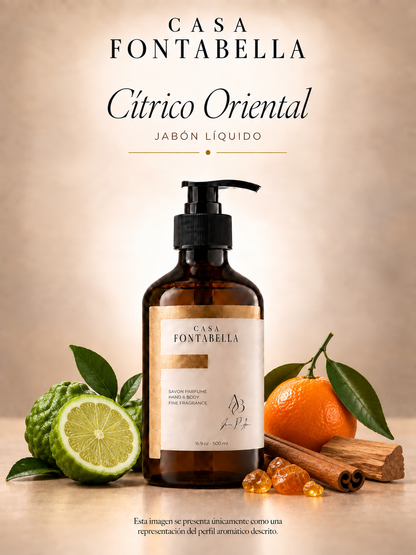 Jabón Cítrico Oriental de Casa Fontabella, botella ámbar de 500 ml junto a los elementos de su aroma: Naranja, mandarina y un toque de especias calidas.