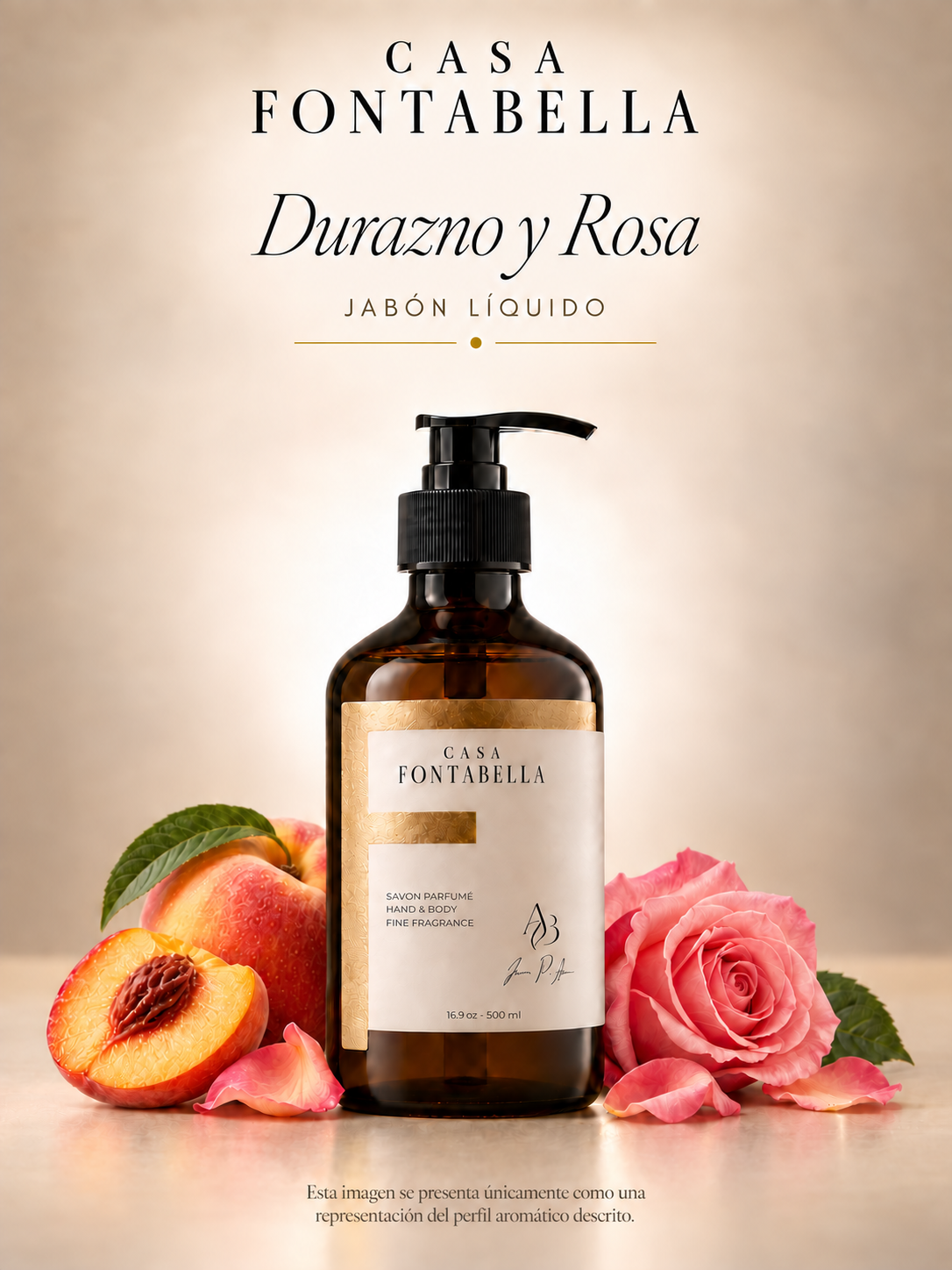 Jabón Durazno y Rosa de Casa Fontabella, botella ámbar de 500 ml junto a los elementos de su aroma: Durazno maduro, petalos de rosa y un toque de almizcle suave.